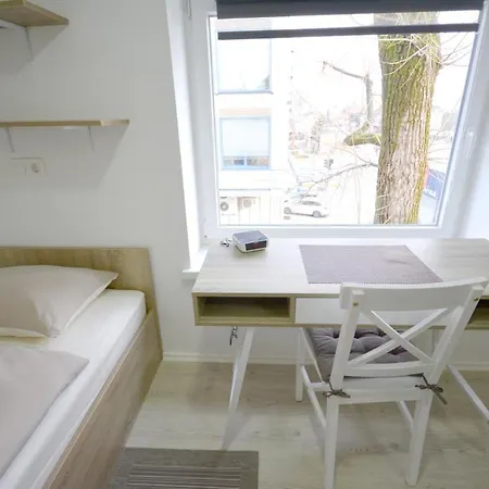 Evi Casa de hóspedes 3*