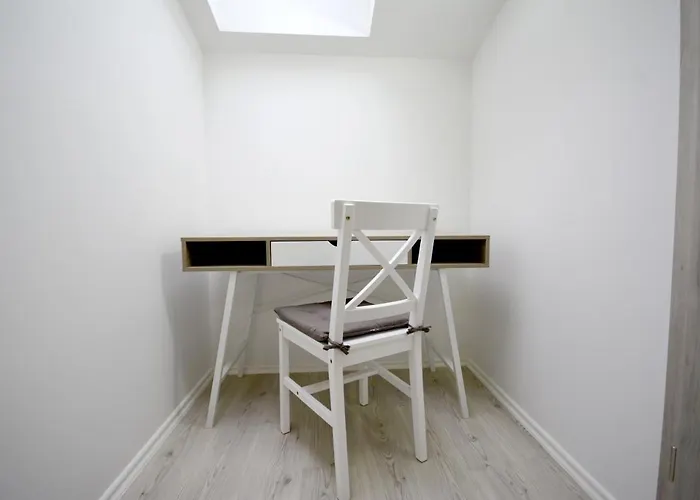 Evi 3* ليوبليانا