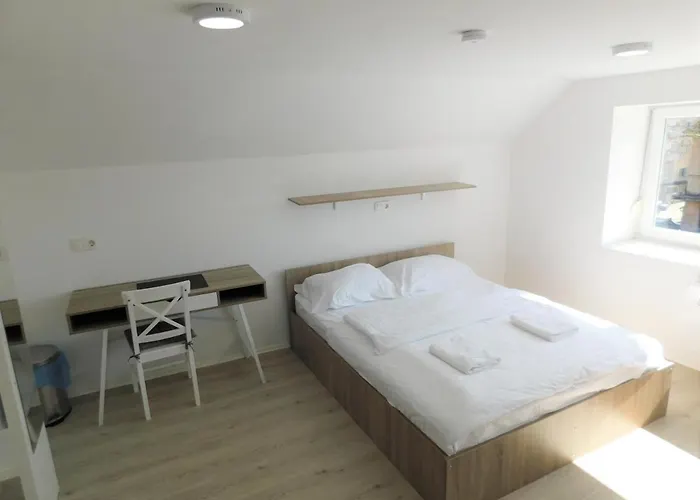 بيت ضيافة Evi